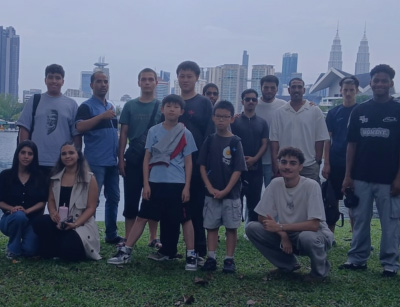 Enjoy fun activities & sightseeing! Explore, learn, and make memories with Awesome Academy’s exciting trips!